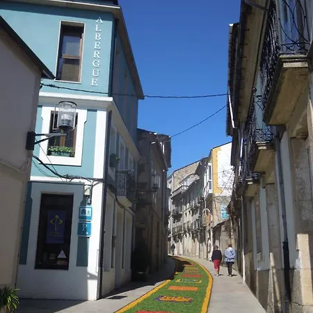 杜米念托旅舍